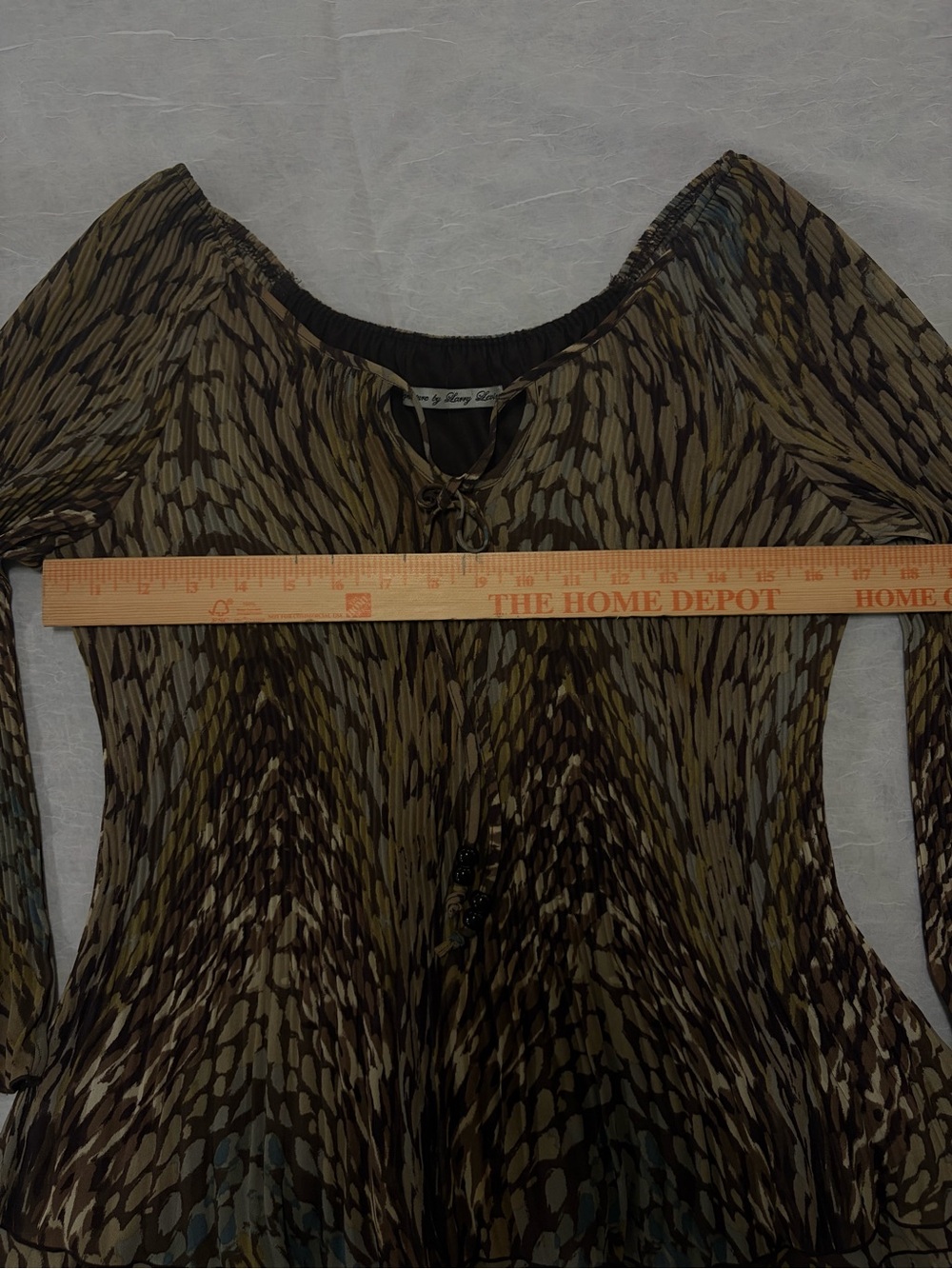 Signature by Larry Levine Brown and Tan Patterned - Picture 7 of 8